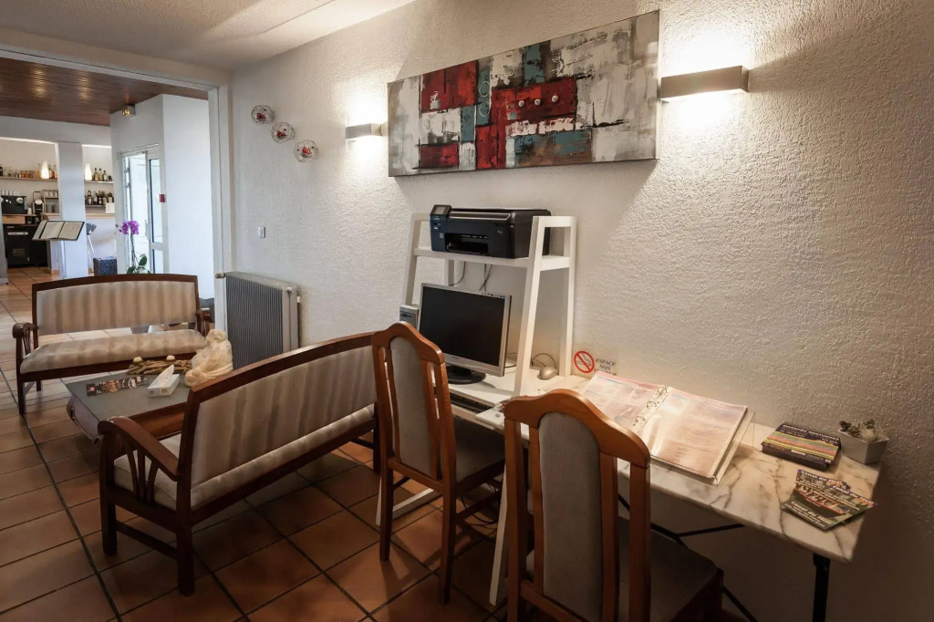 LOGIS Hôtel Restaurant Le Clos Fleuri