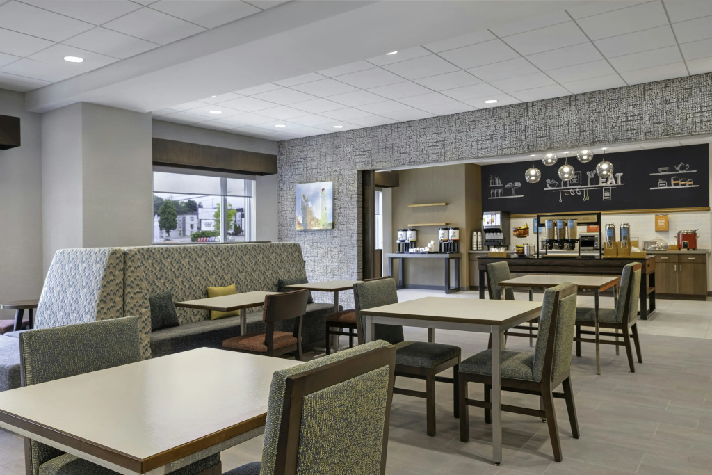 Hampton Inn Midland, On