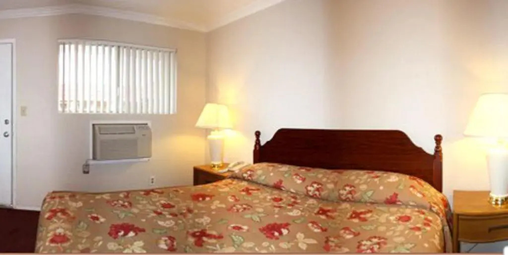 Sunset Inn and Suites West Sacramento