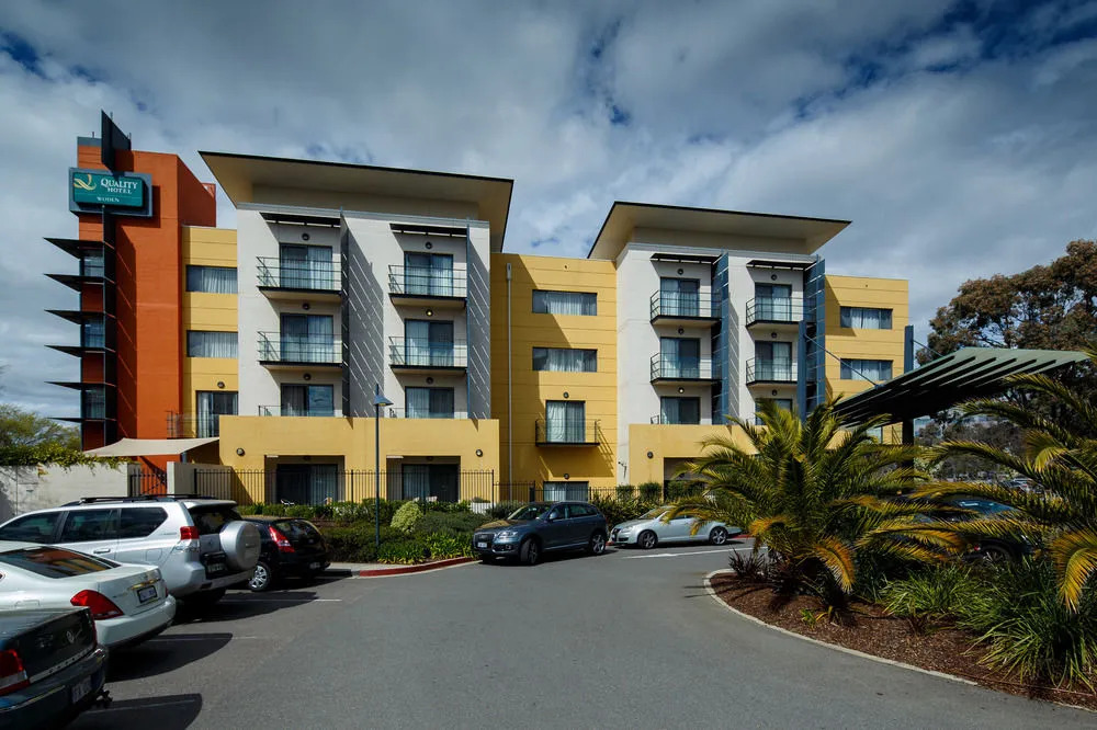 The Woden Hotel