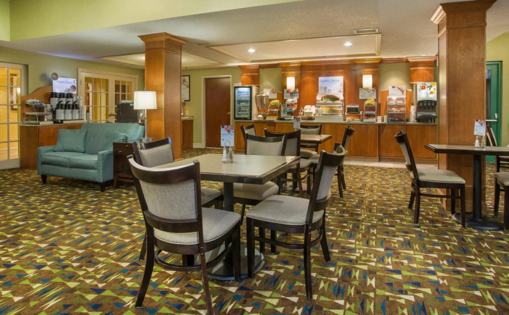 Sleep Inn & Suites Kalamazoo East