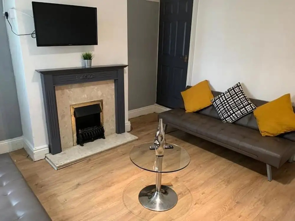 Gateway Mews 5 Bedroom Home