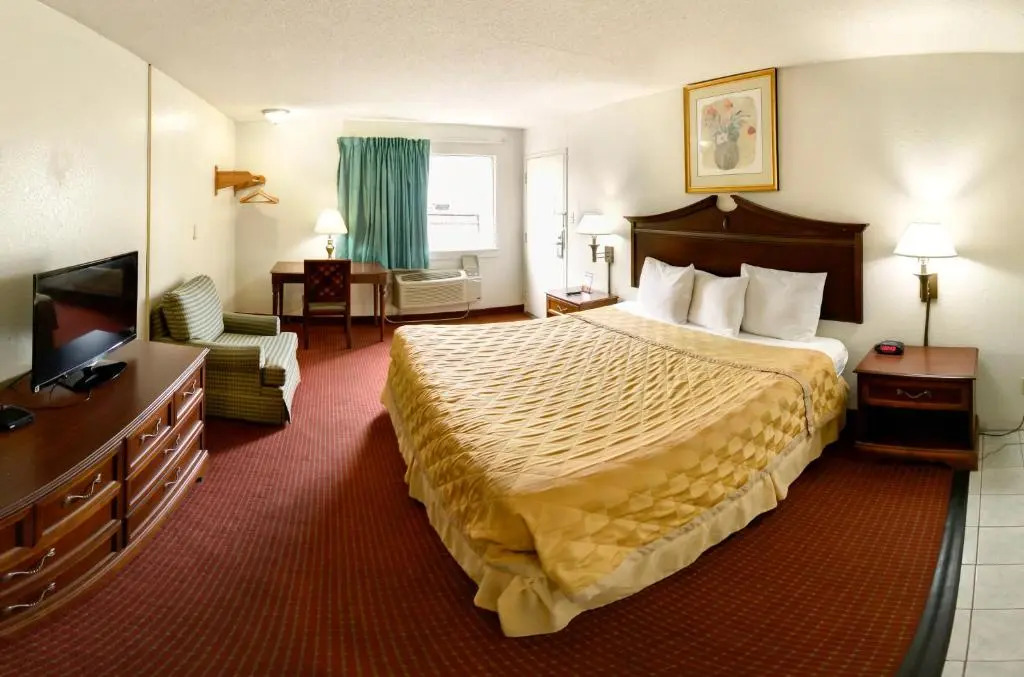 Key West Inn - Newport News