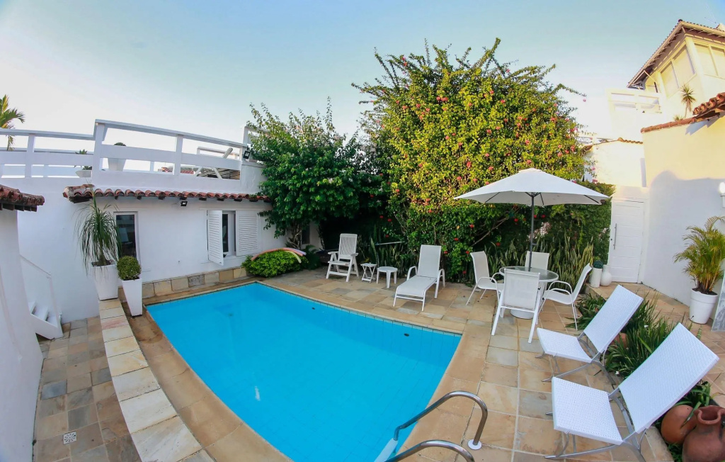 Casa no Coração de Búzios + Vista Incrível e o Pôr do Sol Mais Belo de Búzios Por Luxury Rentals