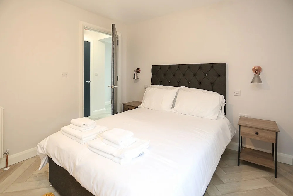 No1 Luxury Service Apartments