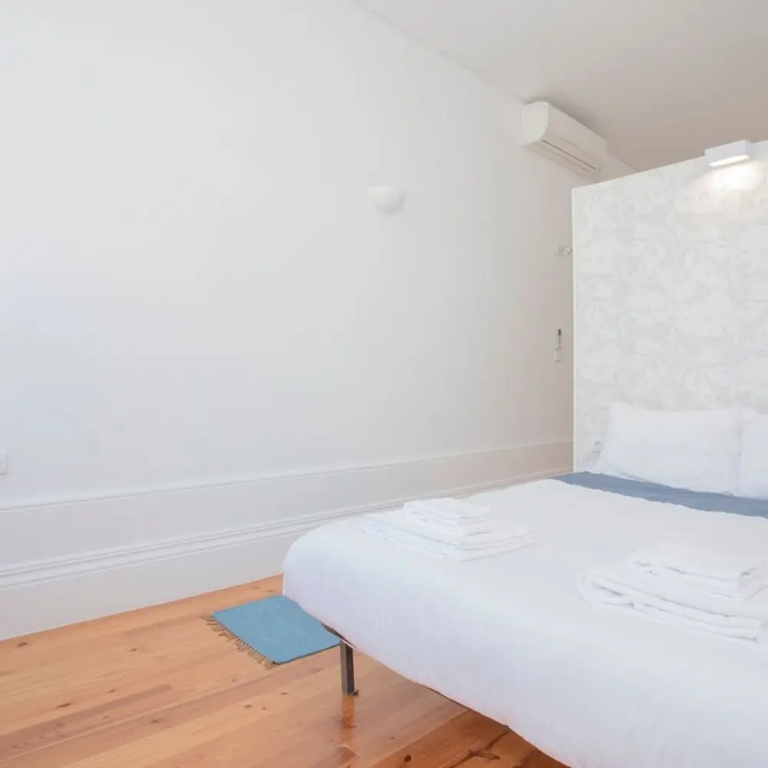 Liiiving In Porto Bolh o Market Apartment I