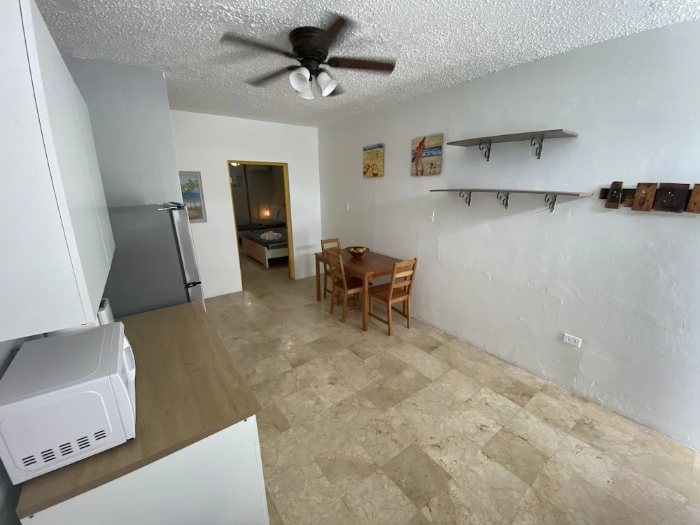 Aura House Isla Verde