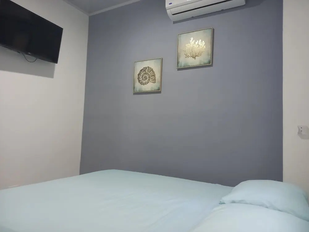 Saphire Apartments