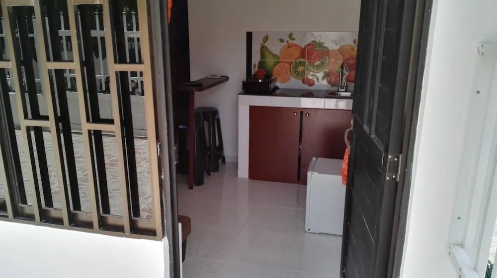 Golden Beach Apartments
