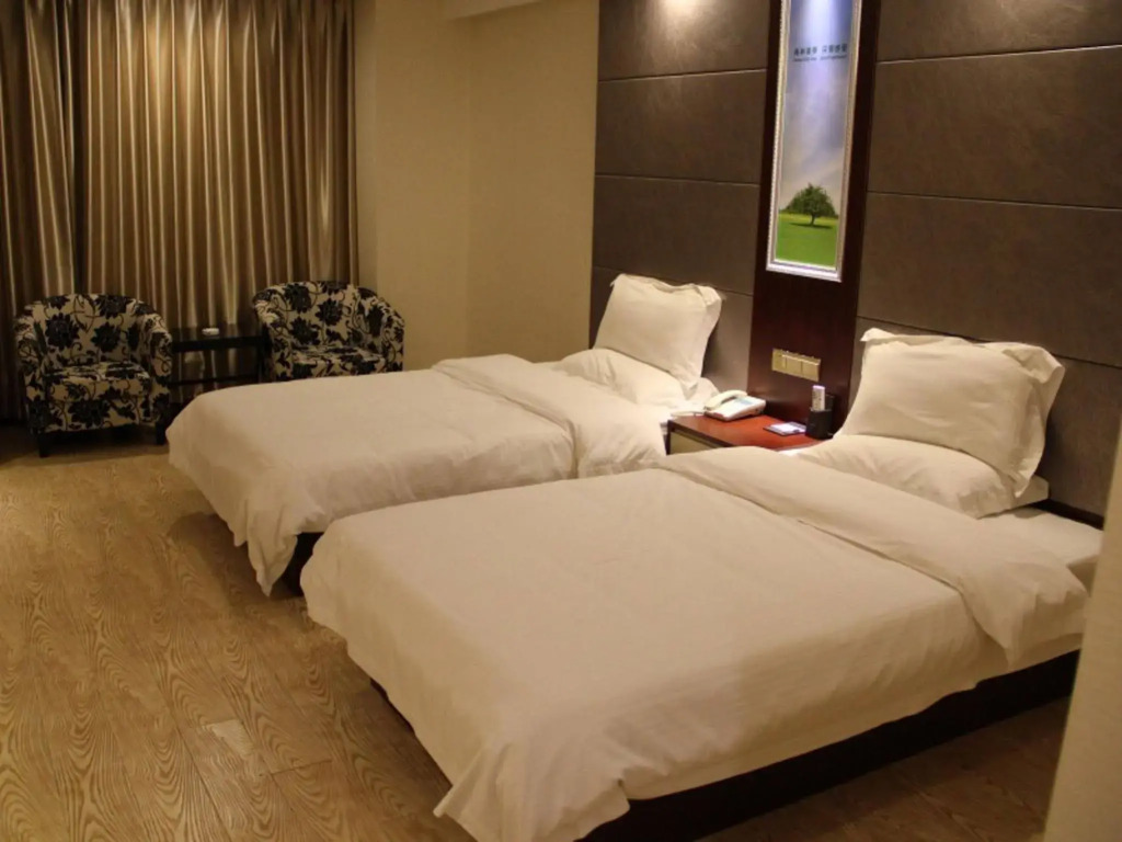 GreenTree Inn Nantong Tongzhou Shiji Avenue Jianghaihuangdu Express Hotel