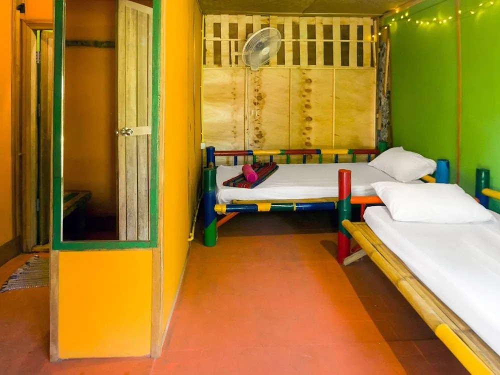 Wild Flower Hostel Koh Lanta