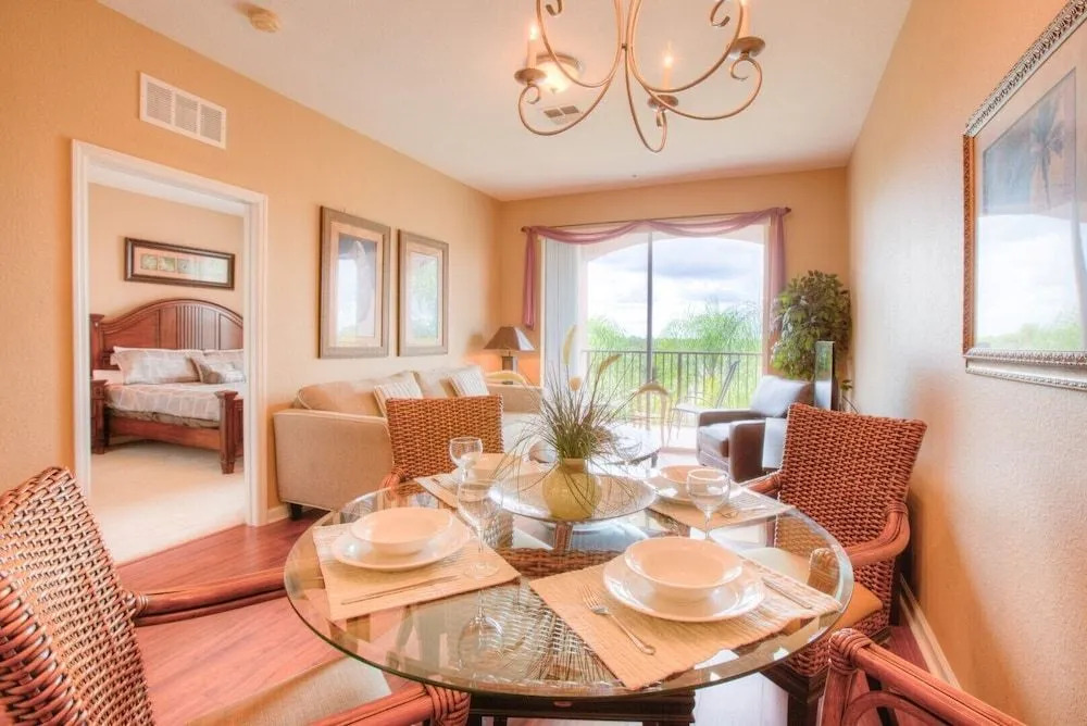 Cozy LAKEVIEW Condo w FREE Resort Access