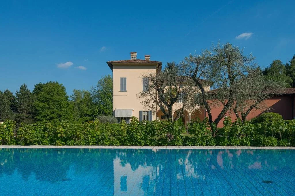 Villa Maderni Breathtaking - by MyHomeInComo