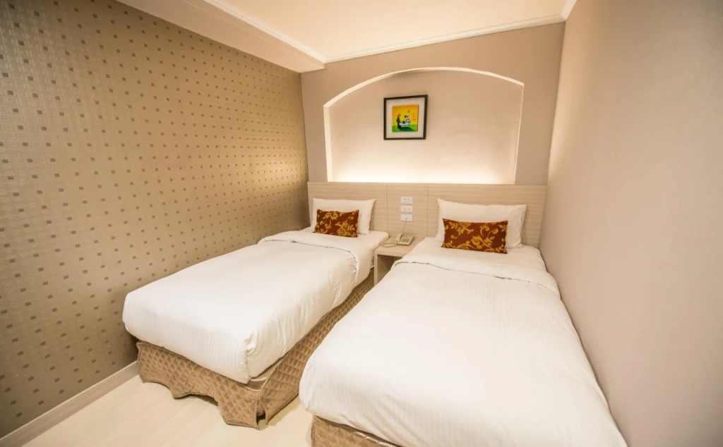 Golden Stone Hotel