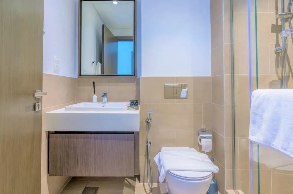 New! Luxurious Living Dubai Creek Balcony & View