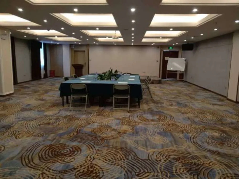 Wharton Brunel Hotel (Guilin Railway Station Vientiane City Branch)