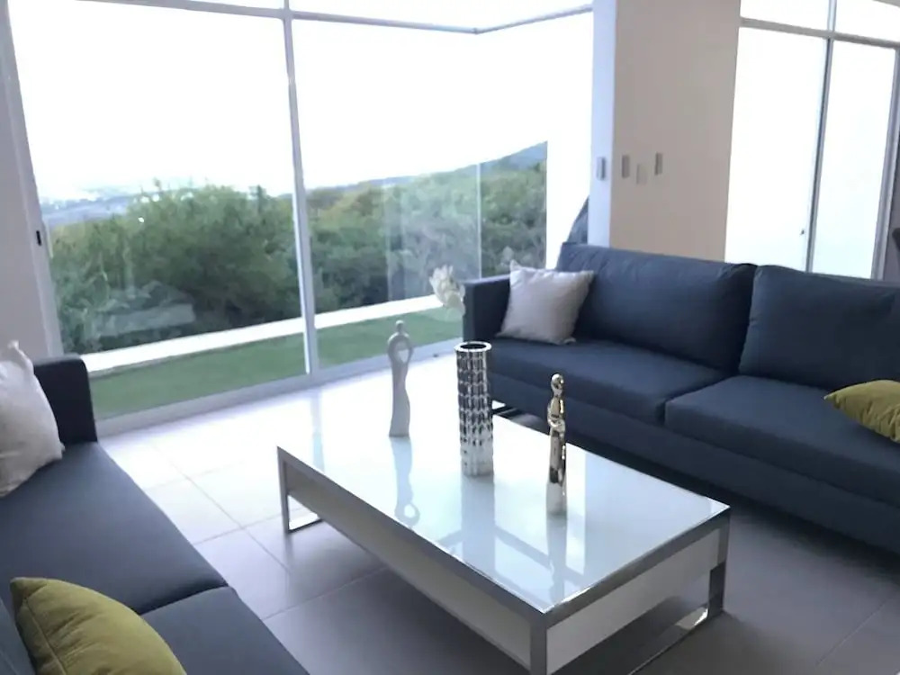 Luxury house with all the amenities Gym Seg Aa cal Pool Tv Wifi