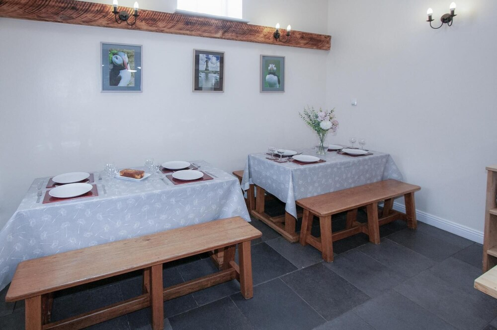Bunk House - 4 Bedroom - Llangennith