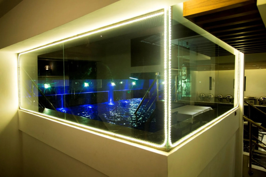 Monsoon Inn