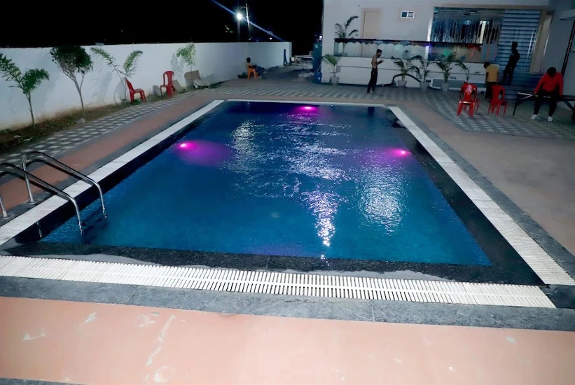 Js Grand Club And Resort
