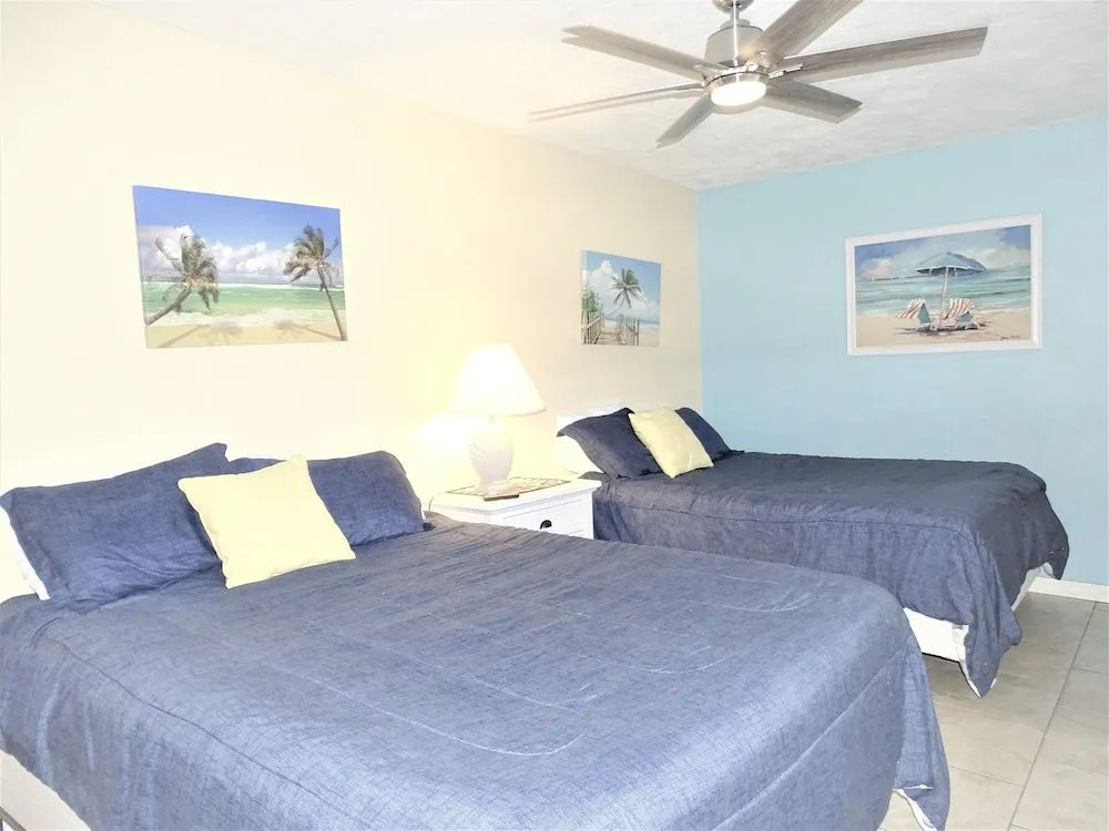 Jamaica Royale 093 - 2 Br Condo