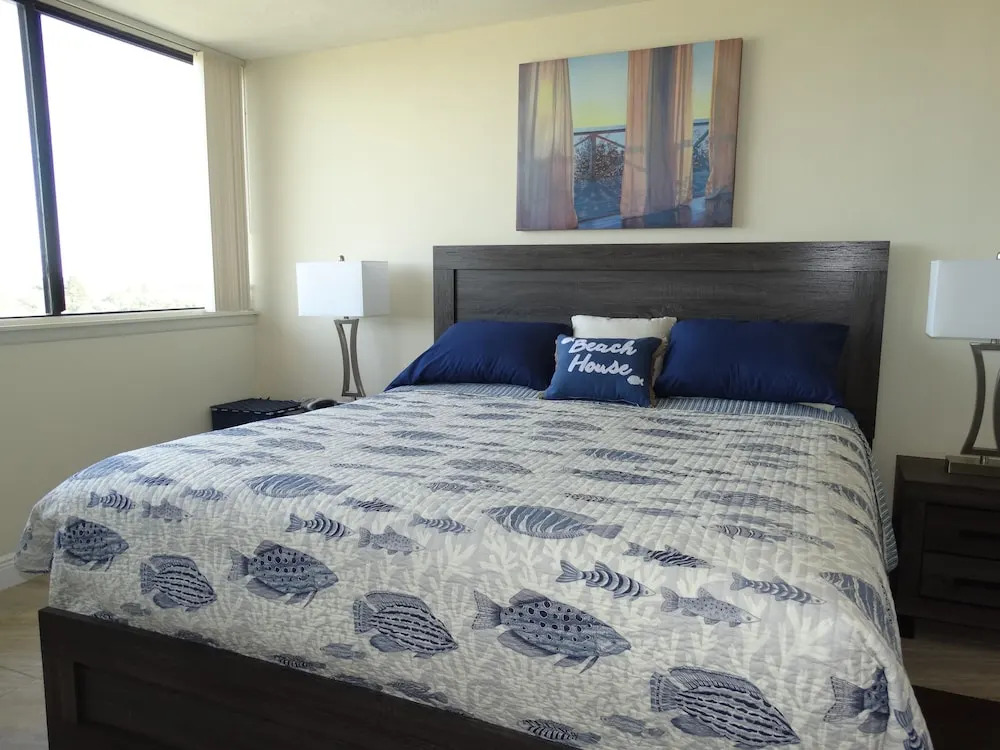 Our House at the Beach W-702 2 Bedrooms 2 Bathrooms Condo