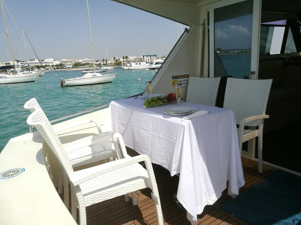 Yacht Suite Porto Cesareo