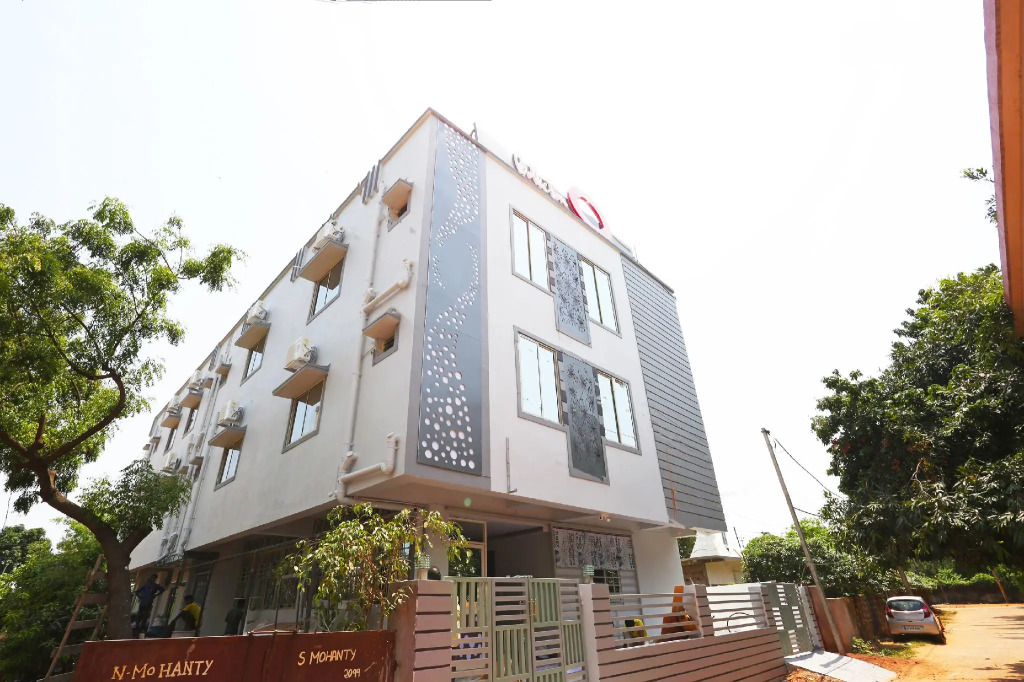 Super Townhouse Chandrasekharpur