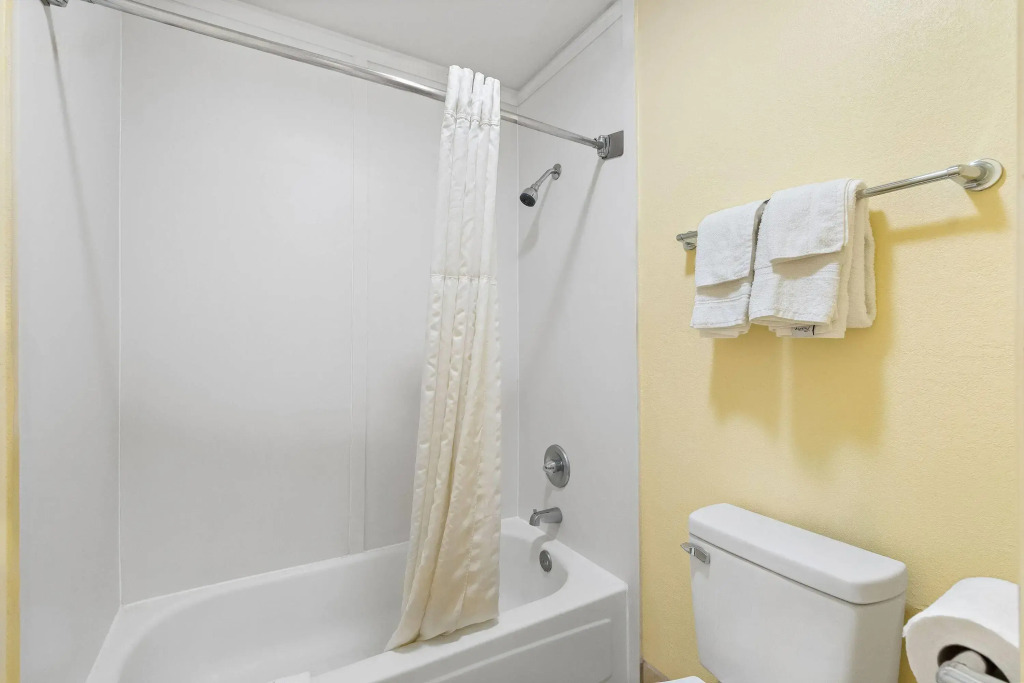 Days Inn by Wyndham Cleveland TN