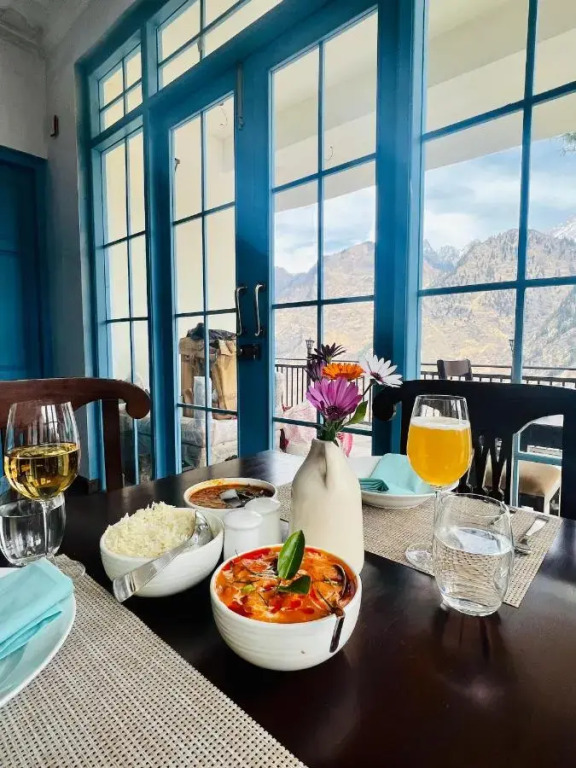 Faraway Cottages, Auli