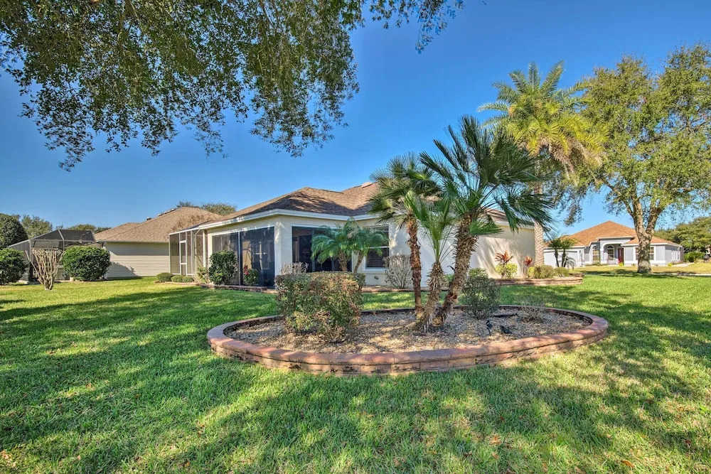 Sunny Home w/ Golf Cart in The Villages