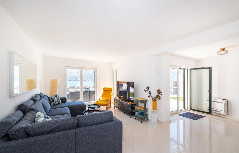 Awesome Home In Vinjerac
