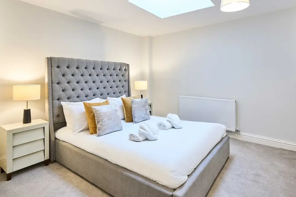 Host Stay Albert House