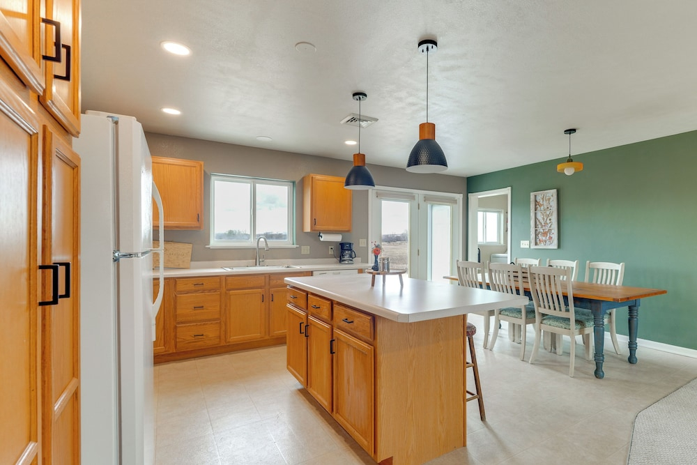 Hike, Fish & Golf! Pet-friendly Home in Choteau