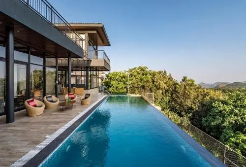 SaffronStays Falcon Hill, Lonavala - luxury villa with infinity pool near Lions Point