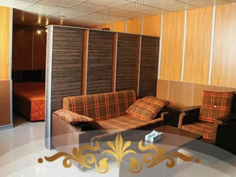 Naderi Ahwaz Hotel