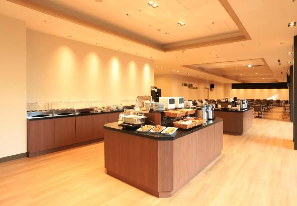 Smile Hotel Premium Osaka Hommachi