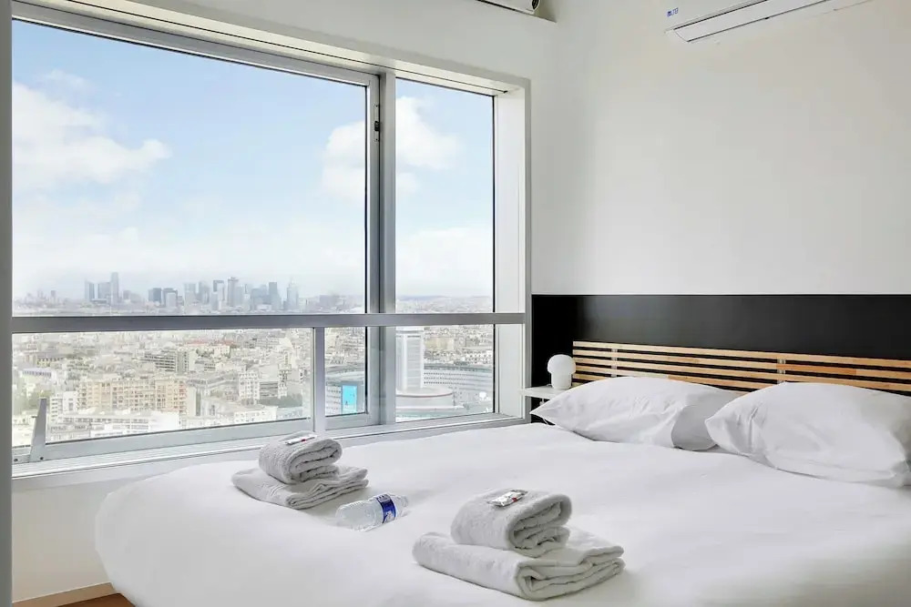 Exceptional View of Paris With A/C - 2bd/4p