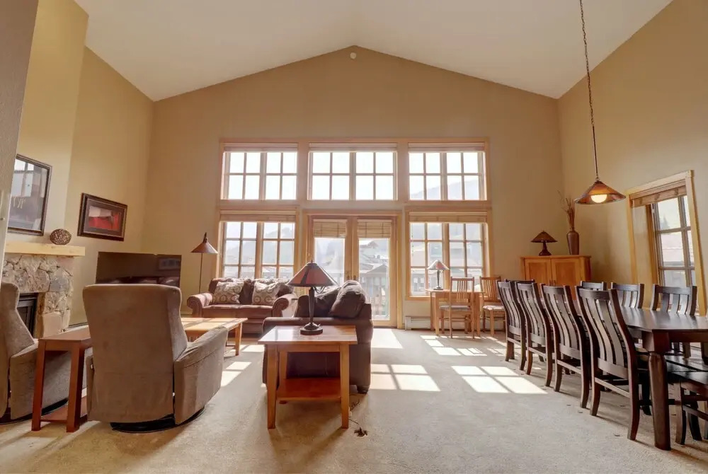 Largest Condo In Passage Point, Vaulted Ceilings, Huge Balcony - PP514 by Redawning