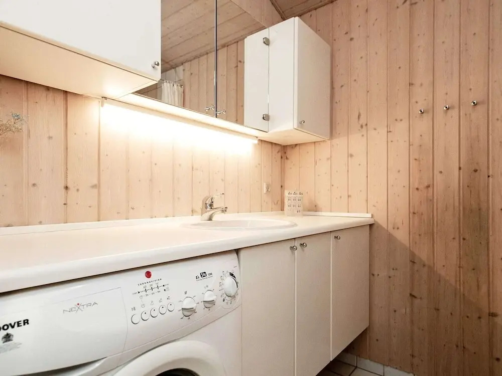6 person holiday home in Tranekær-By Traum