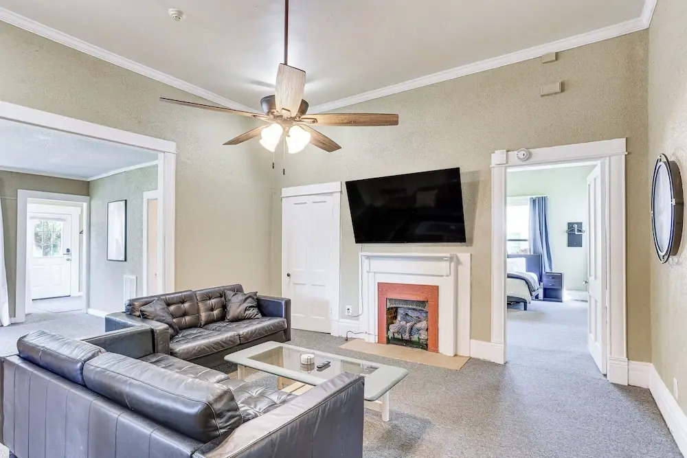 Jackson Family Home ~ 5 Mi to Downtown!