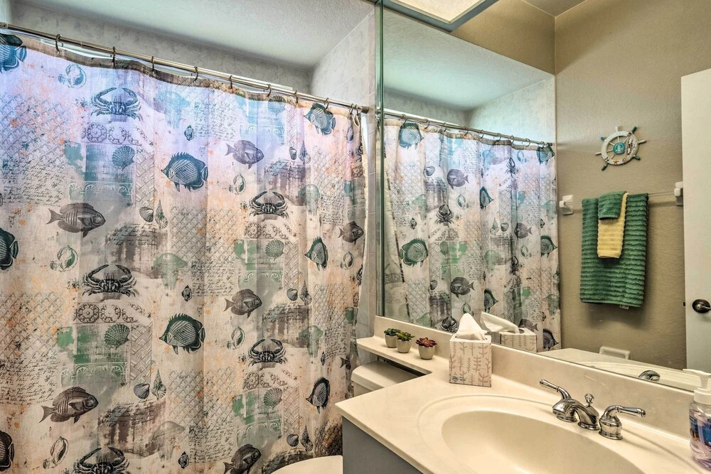 'villa Coral Mermaid' Getaway w/ Pool!