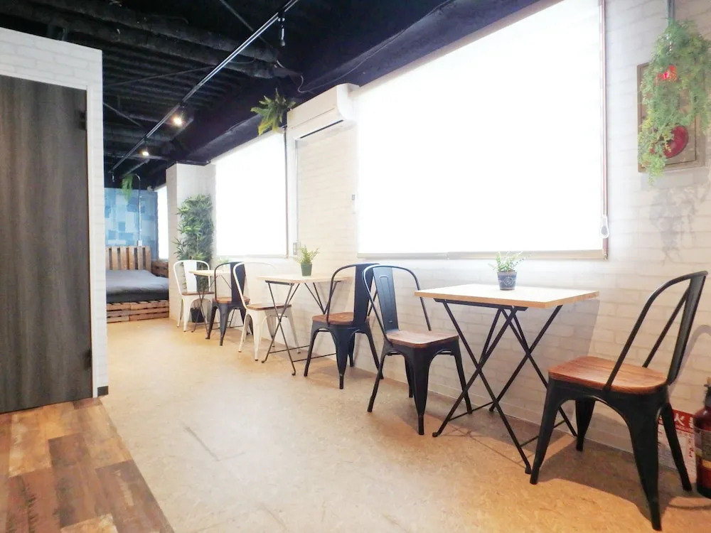 Designers Hotel U-House