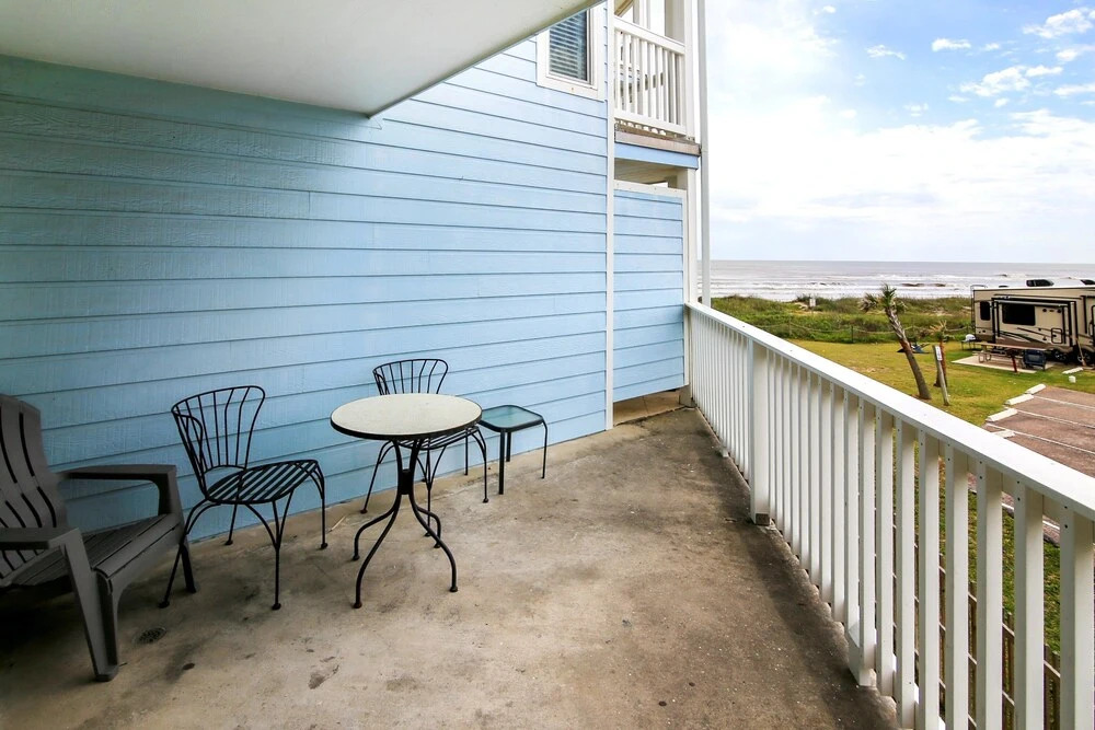 Seascape 1104 1 Bedroom Condo by RedAwning