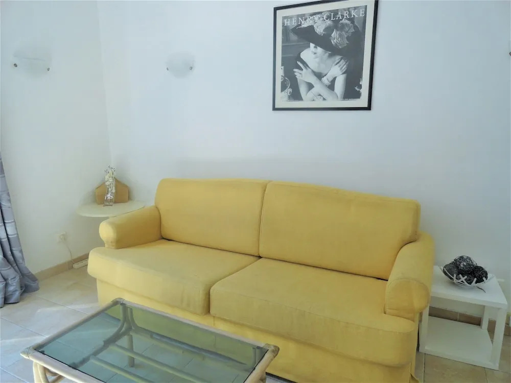 Central and Cosy 2 Bedrooms