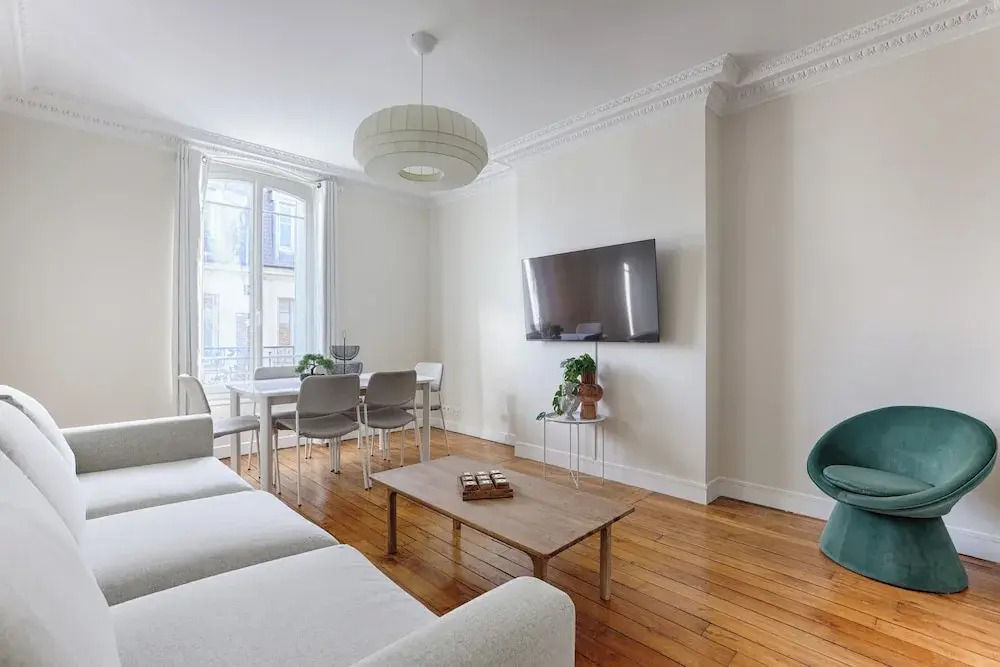 Apartments in Champigny-Sur-Marne - 30 minutes from Disneyland