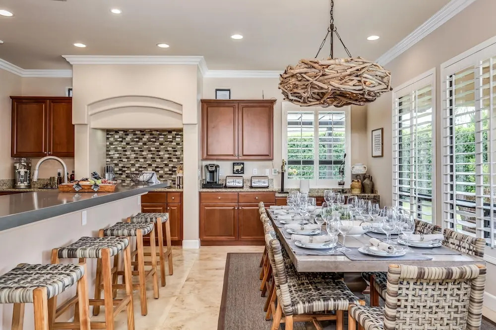 New Listing! Opulent 3-unit W/ Private Pool 7 Bedroom Home