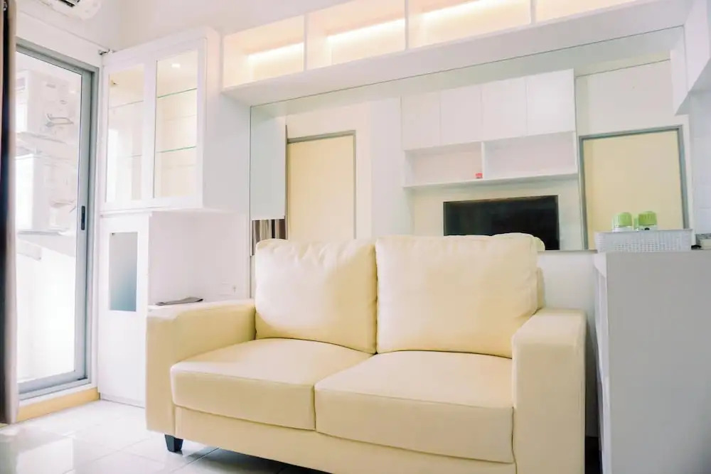 Scenic And Homey 2Br Apartment M-Town Residence Near Mall