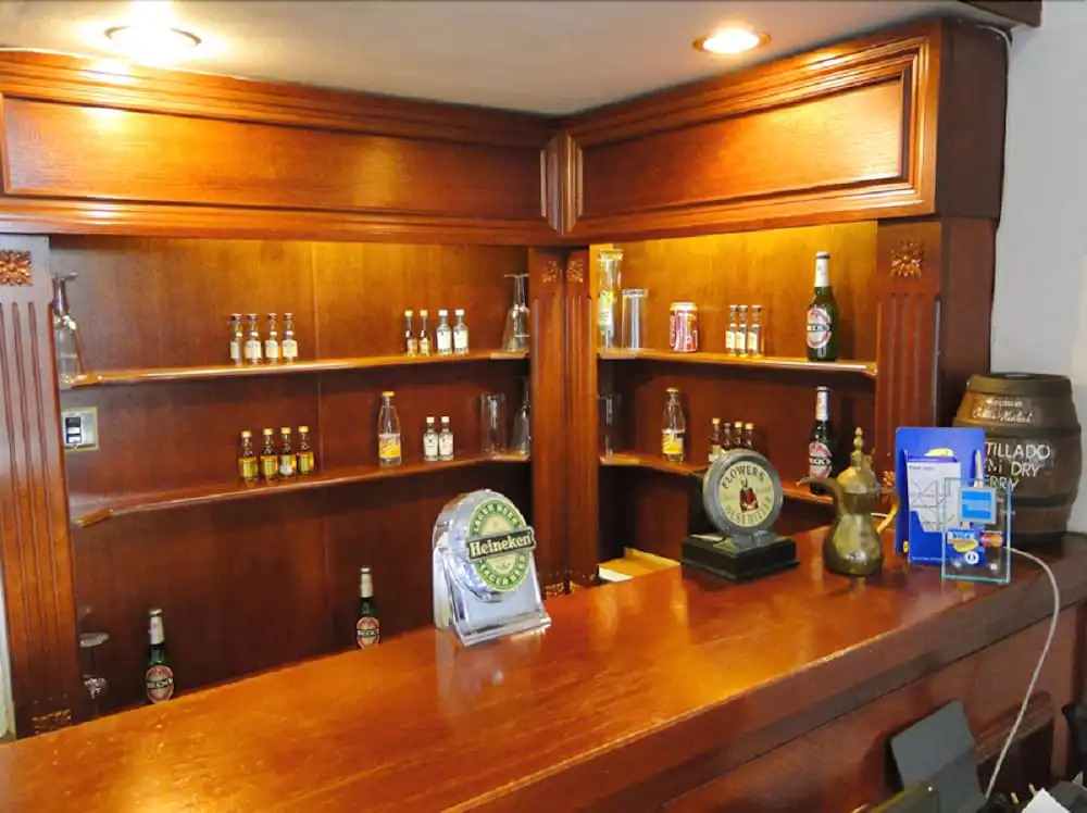 Hallam Hotel