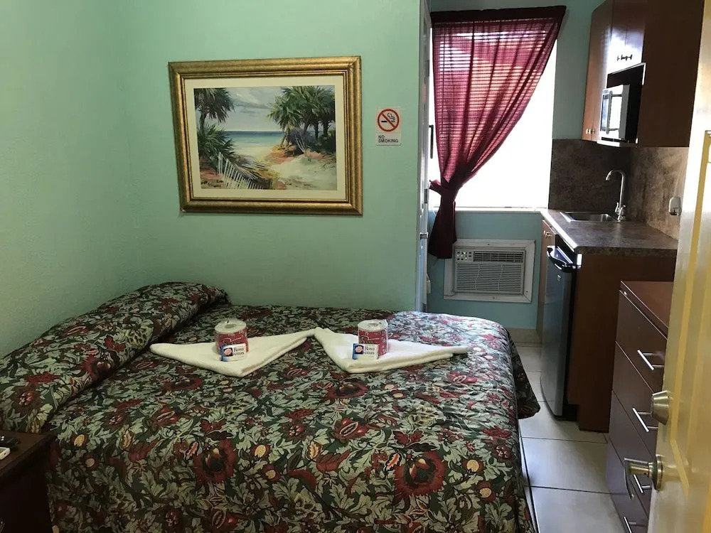 Dixie Hotel
